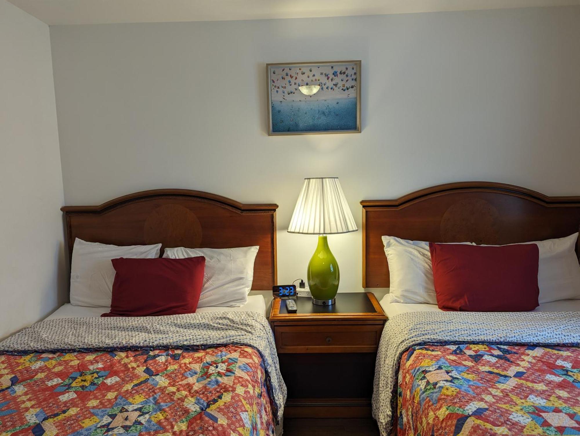 Apple Inn And Suites Cooperstown Area Milford Экстерьер фото